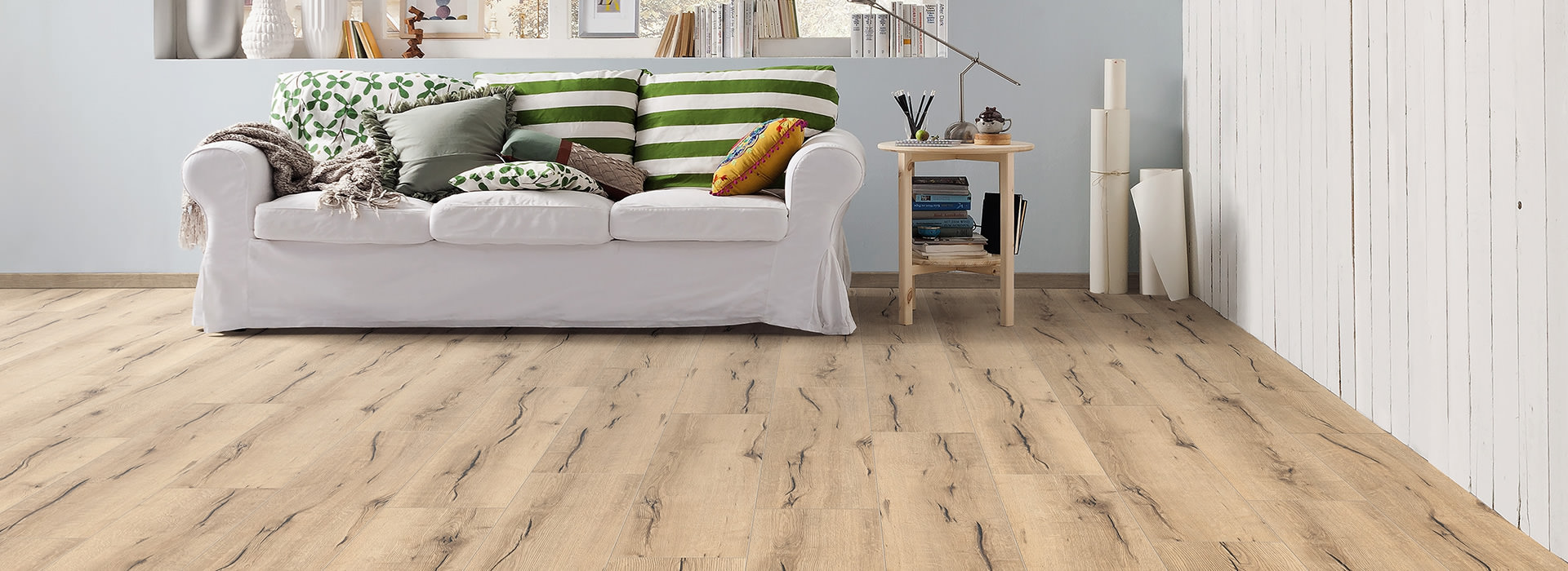 Ламинат Haro Tritty 100 Campus 4V Дуб Италика Крем 532060 1282×243×8 фото в интерьере